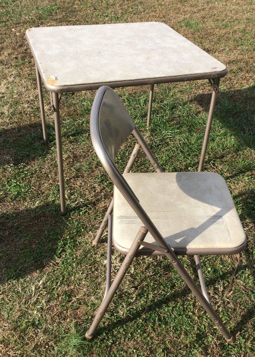 She's crafty Folding table and chairs makeover